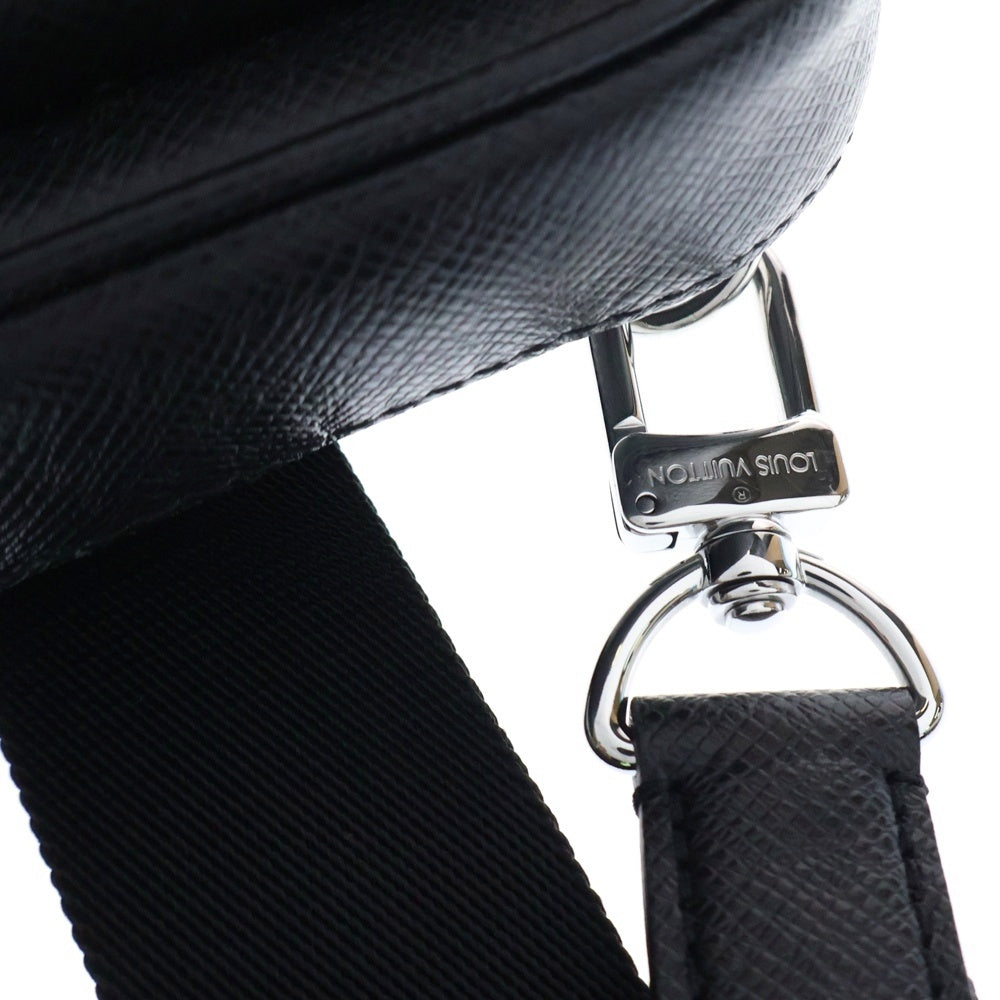 LOUIS VUITTON(ルイヴィトン) タイガ アヴェニュースリングバッグ ウエストバッグ ボディバッグ ブラック シルバー金具 M30971