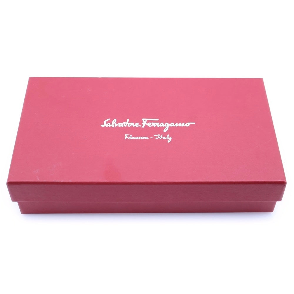 Salvatore Ferragamo(サルヴァトーレ フェラガモ) ラウンドジップレザー長財布 ブラック 〇