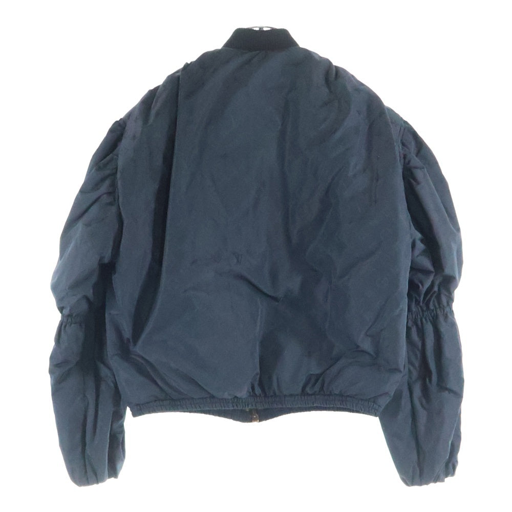 LOUIS VUITTON(ルイヴィトン) 22SS モノグラム総柄 ギャザーデザイン クロップド ショート丈 ジップアップ ボンバージャケット ブルゾン ブラック レディース RW221B FLX FMOW75