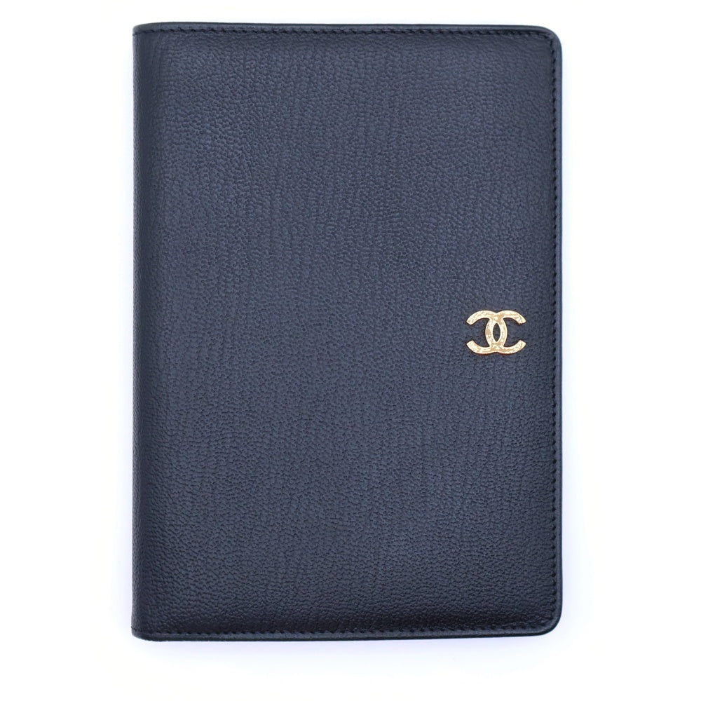 CHANEL(シャネル) ココマーク ロゴプレート レザー ウォレット 二つ折り財布 ゴールド金具 ブラック 5番台