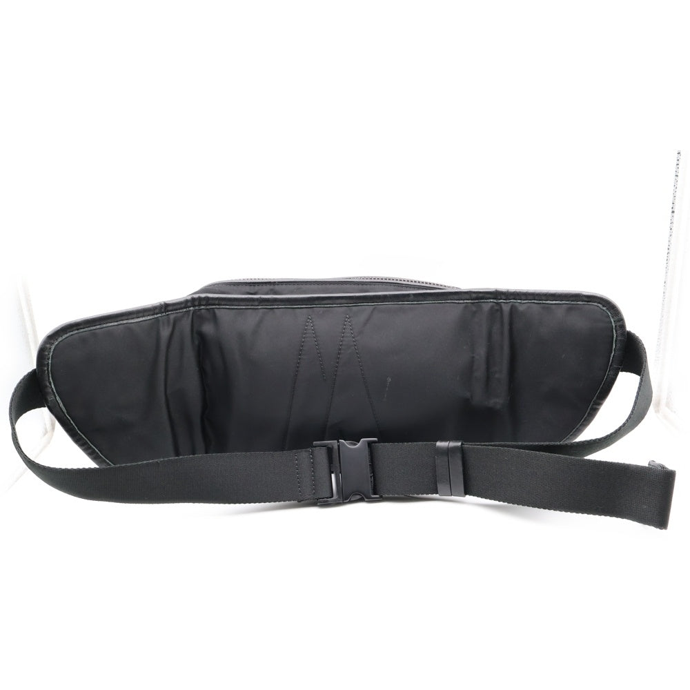 MONCLER(モンクレール) 18AW HIP BAG ヒップ ラバーロゴ ナイロン レザー ショルダー ボディ バッグ ウエストポーチ ブラック D209A0063110 53234