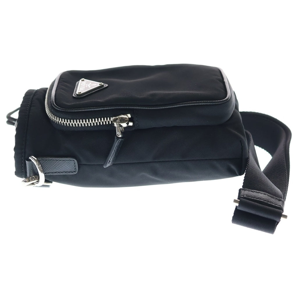 PRADA(プラダ) トライアングルロゴ クロスボディバッグ ショルダーバッグ ブラック ナイロン 2ZH155 シルバー金具 レディース