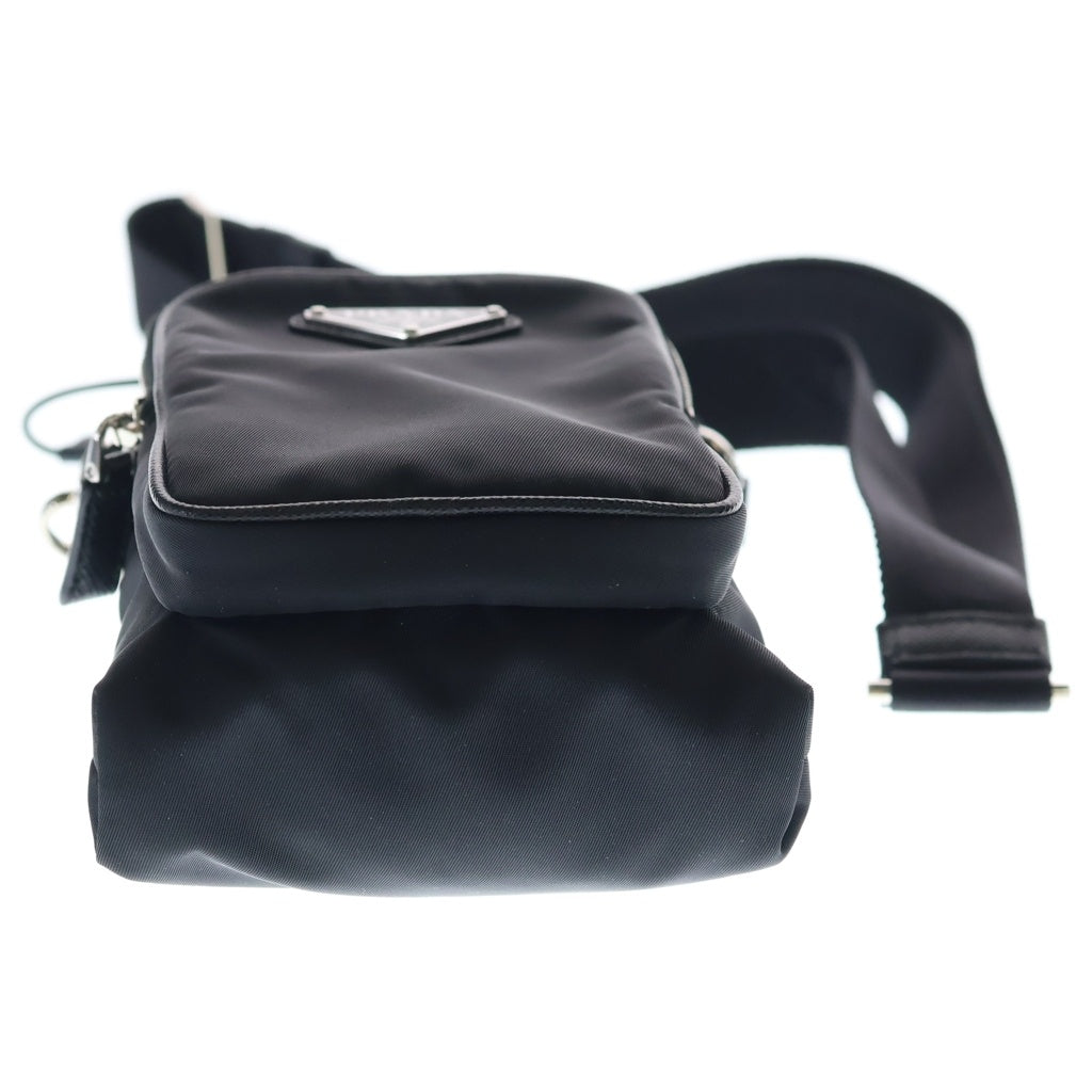 PRADA(プラダ) トライアングルロゴ クロスボディバッグ ショルダーバッグ ブラック ナイロン 2ZH155 シルバー金具 レディース