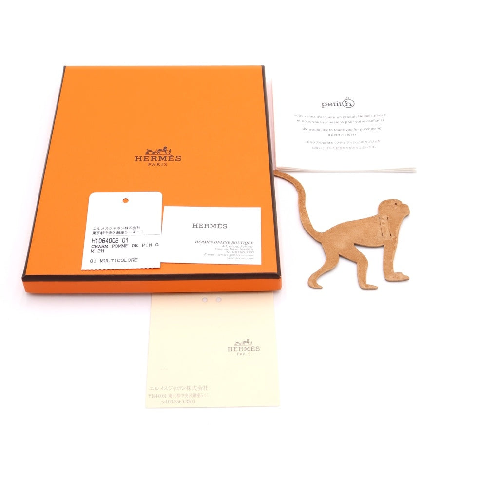 HERMES(エルメス) プティアッシュ バッグチャーム 松ぼっくりモチーフ オレンジ エプオン×トリヨンクレマンス レディース