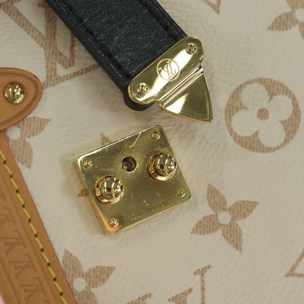 LOUIS VUITTON(ルイヴィトン) モノグラムデュンヌ サイドトランクMM PVC レザー 2WAY ハンドバッグ ショルダーバッグ ICタイプ ホワイト M46907 レディース