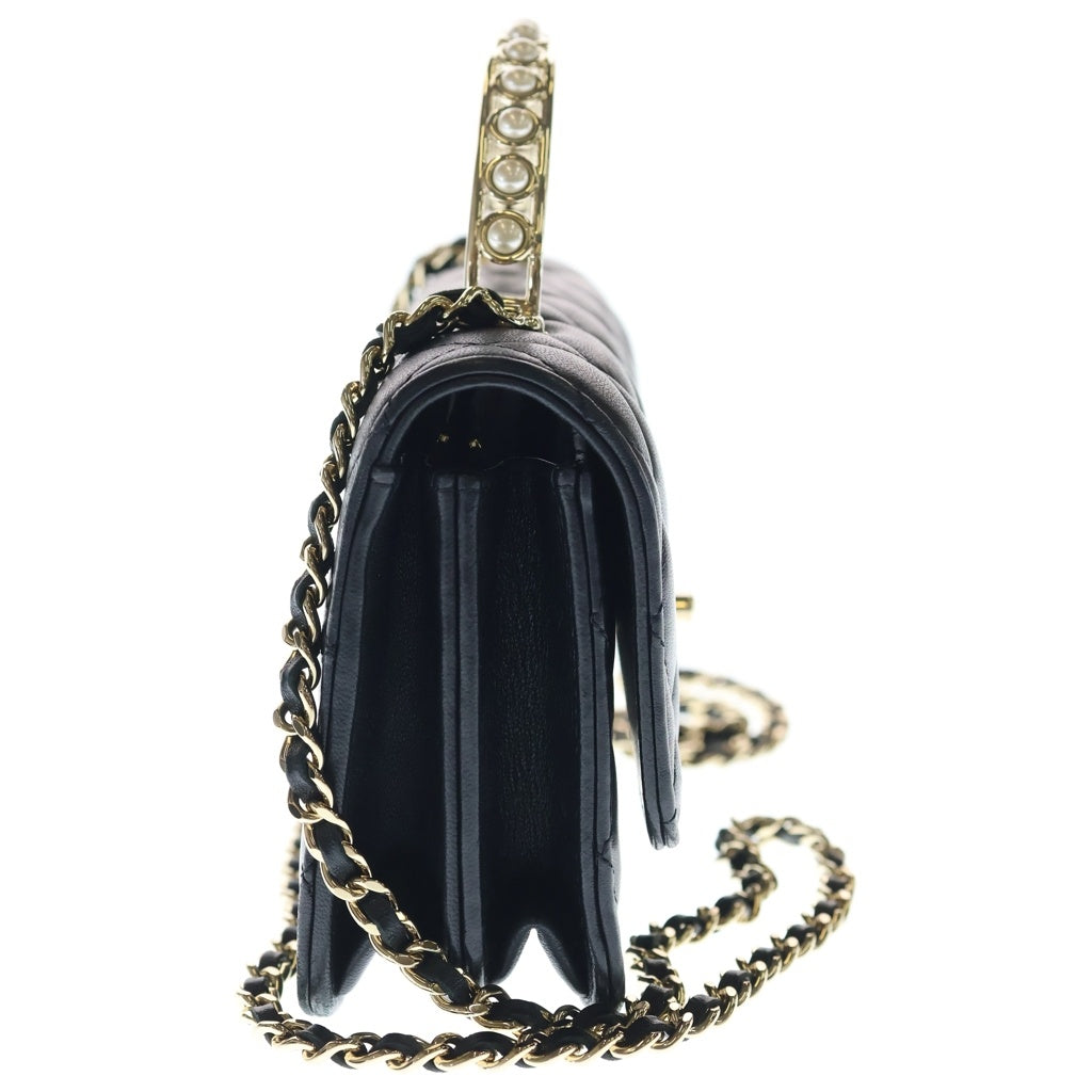 CHANEL(シャネル) マトラッセ ココハンドル チェーンウォレット パール