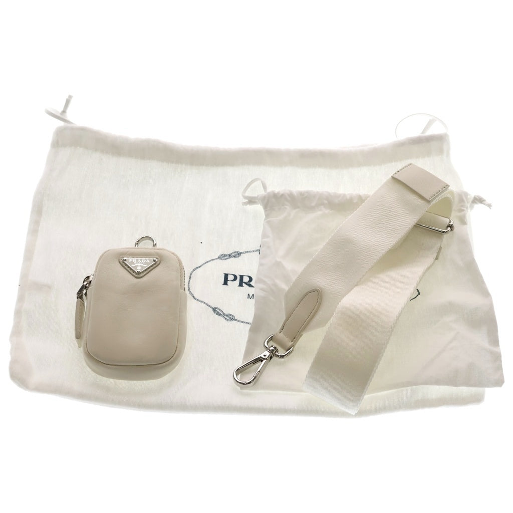 PRADA(プラダ) Re-Edition 2005 ショルダーバッグ ホワイト レザー 1BH204 シルバー金具 レディース