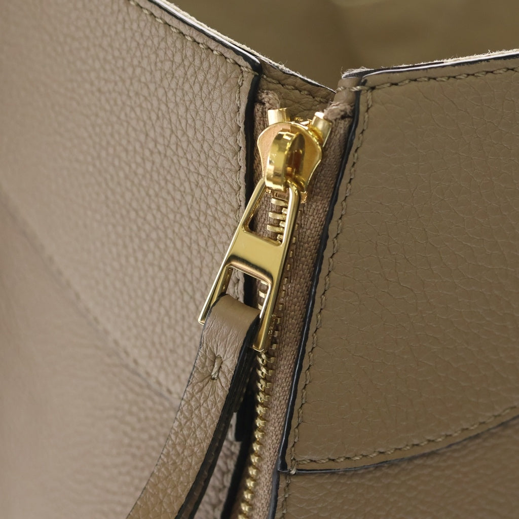 LOEWE(ロエベ) ハンモック スモール ショルダーバッグ ベージュ ブラウン レザー ゴールド金具 レディース