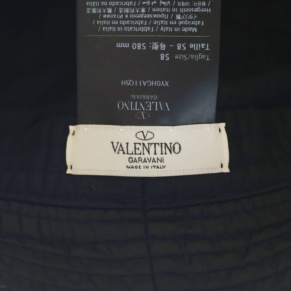 VALENTINO(ヴァレンティノ) ロゴ 刺繍 ナイロン バケットハット #58 ブラック レディース