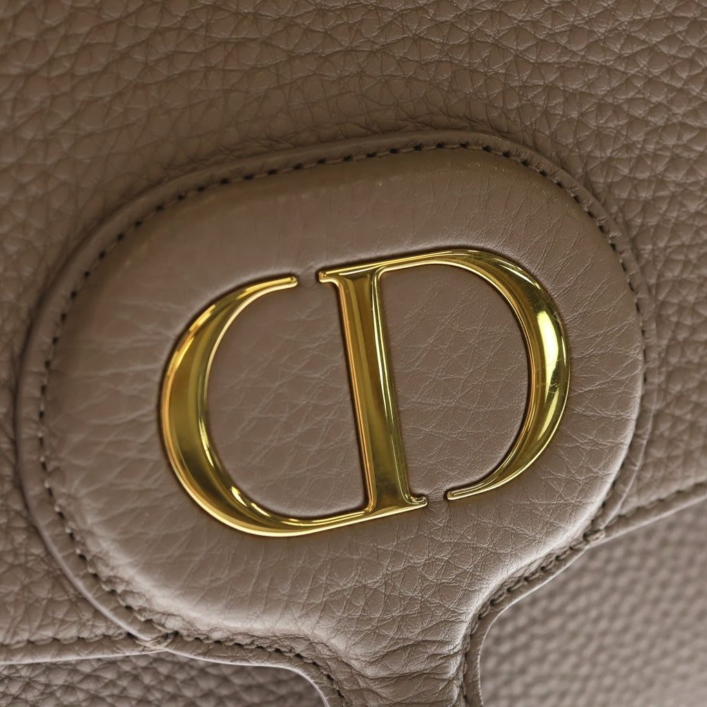 Christian Dior(クリスチャンディオール) ボビー ラージ ショルダーバッグ ベージュ レザー ゴールド金具 レディース