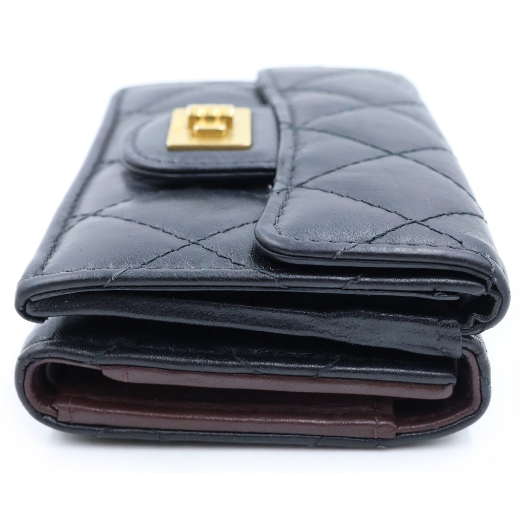 CHANEL(シャネル) シャネル マトラッセ コンパクトウォレット 三つ折り財布 コインケース ブラック ラムスキン A70325 ゴールド金具 レディース