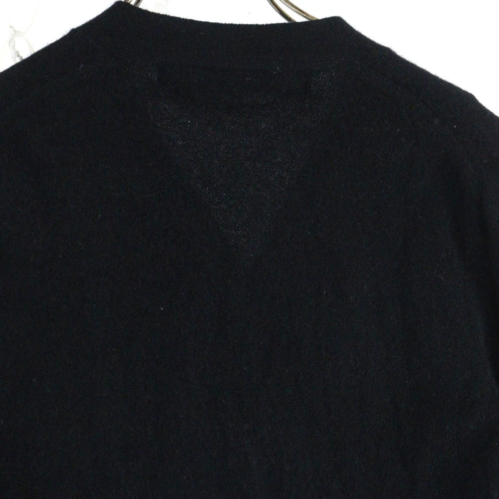 PLAY COMME des GARCONS(プレイコムデギャルソン) ロゴラウンドネックニット カーディガン ブラック×レッド XS AX-N008