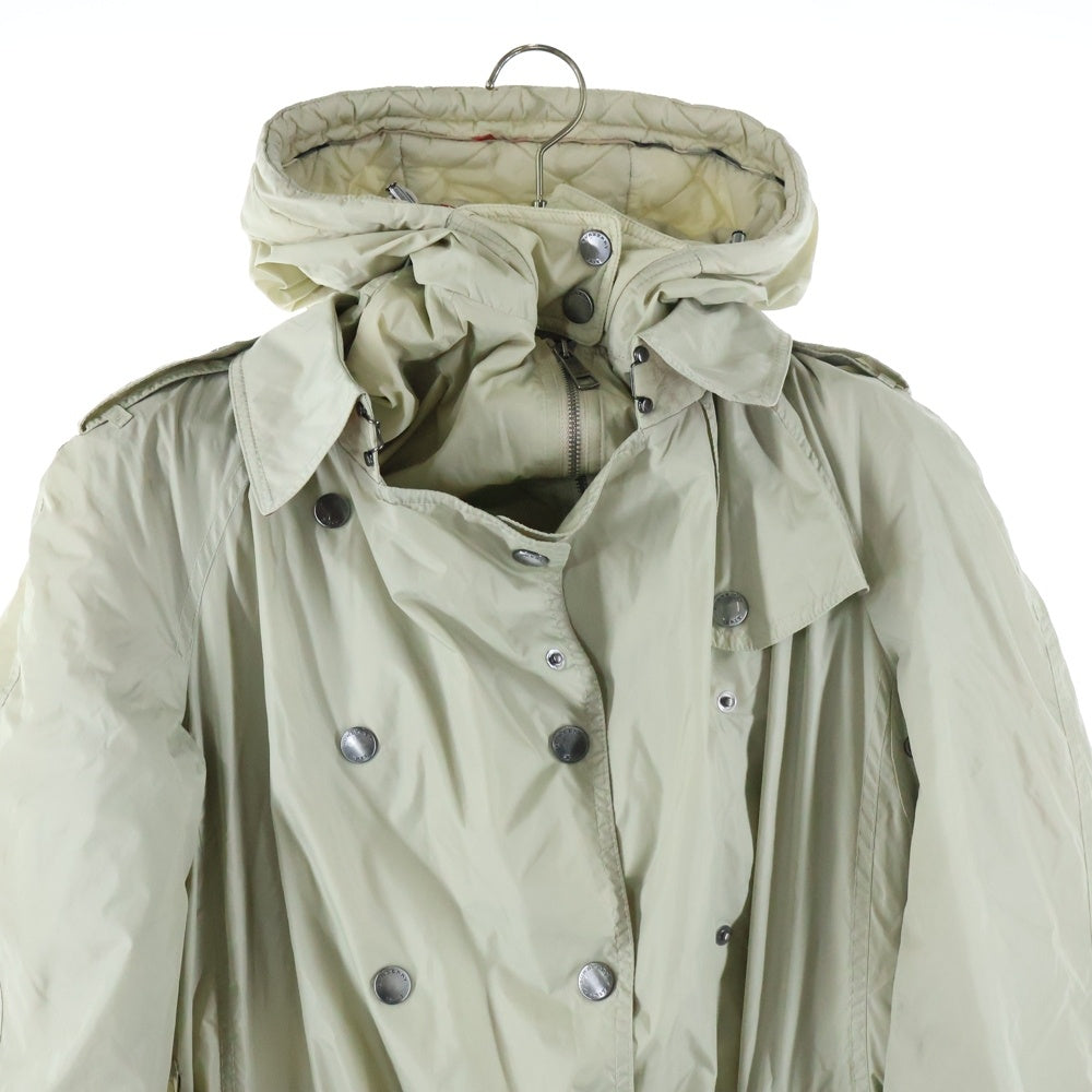 BURBERRY(バーバリー) 裏地ノバチェック柄 アンサンブル ナイロン 中綿 フーデッド ジップアップ ジャケット スナップボタン トレンチコート ベージュ 3667560