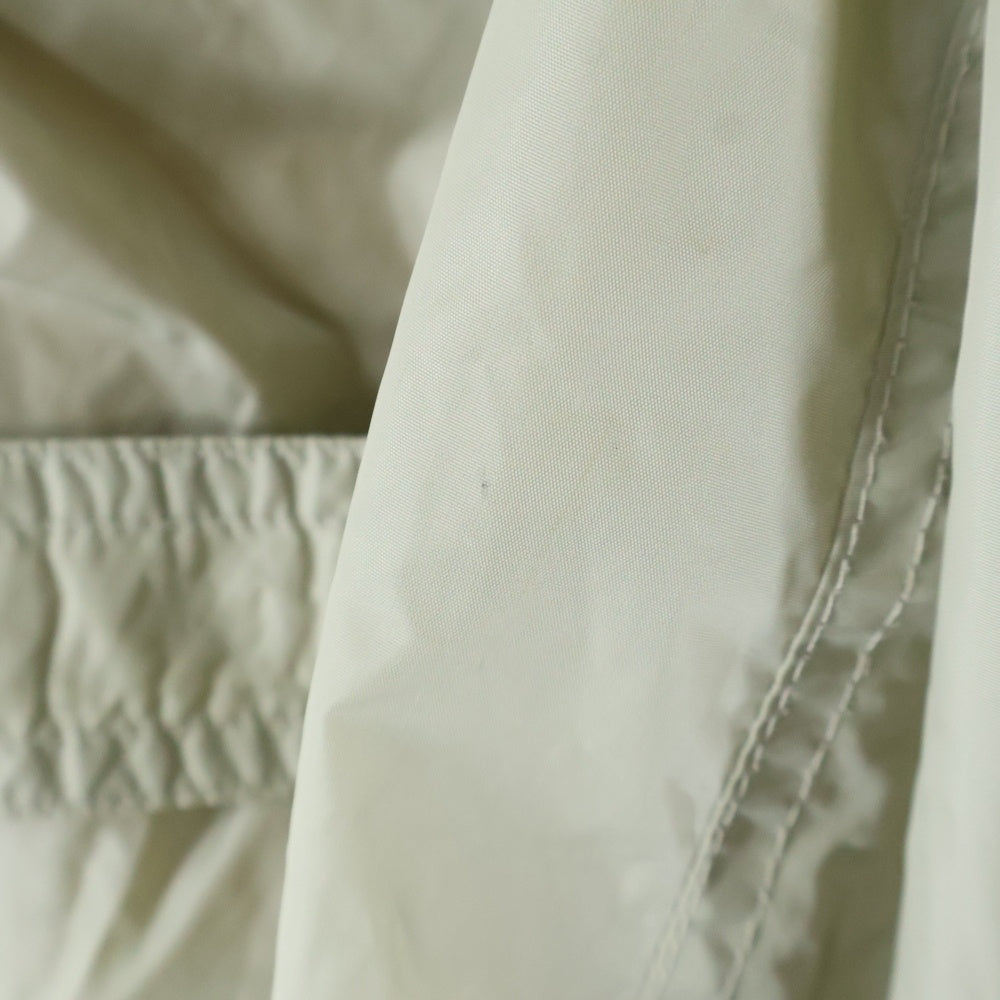 BURBERRY(バーバリー) 裏地ノバチェック柄 アンサンブル ナイロン 中綿 フーデッド ジップアップ ジャケット スナップボタン トレンチコート ベージュ 3667560