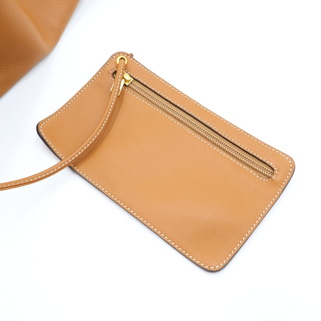 LOEWE(ロエベ) アントン ボディバッグ スリングバッグ レザー ブラウン レディース