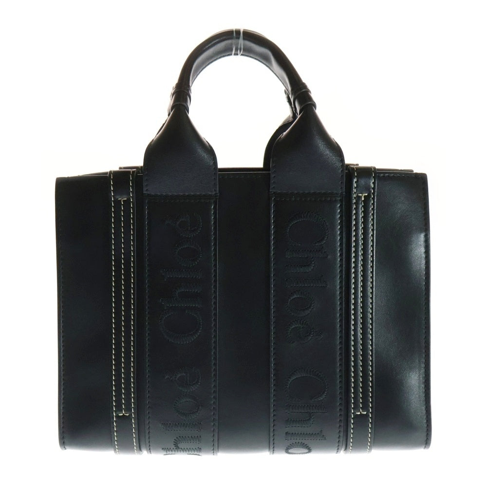 Chloe(クロエ) WOODY ウッディ スモール ロゴ刺繍 レザー 2WAY ハンド ショルダー トートバッグ シルバー金具 ブラック CHC23US397