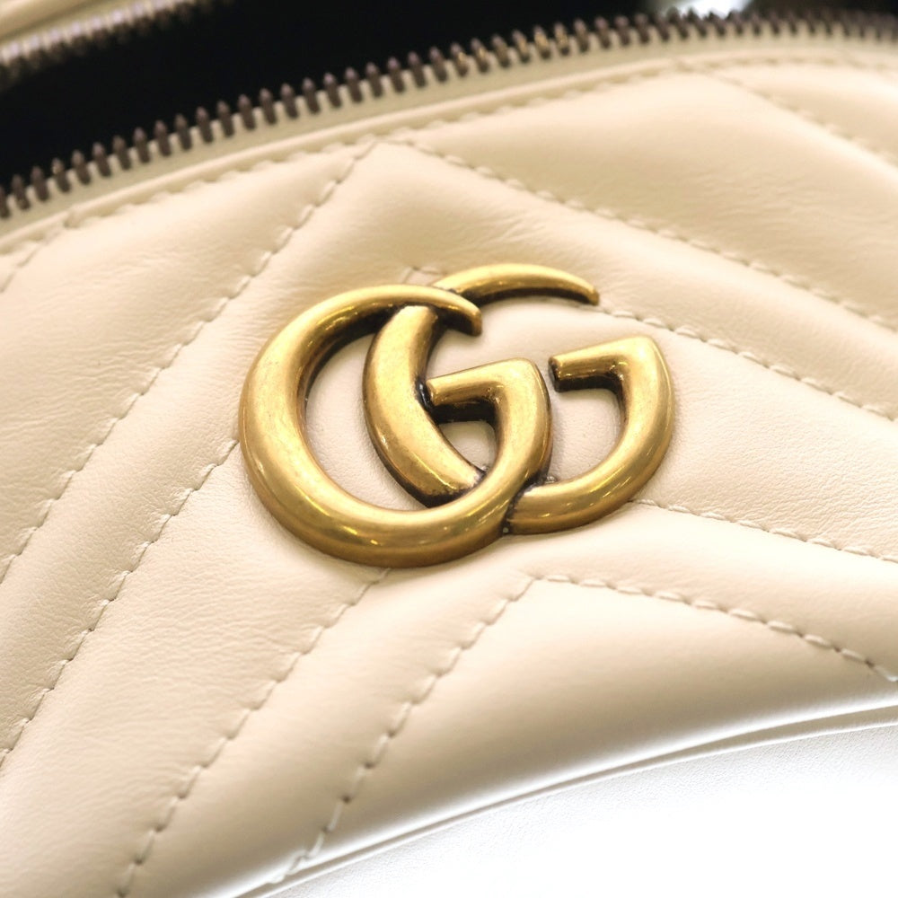 GUCCI(グッチ) GGマーモント ロゴプレート レザー バニティ