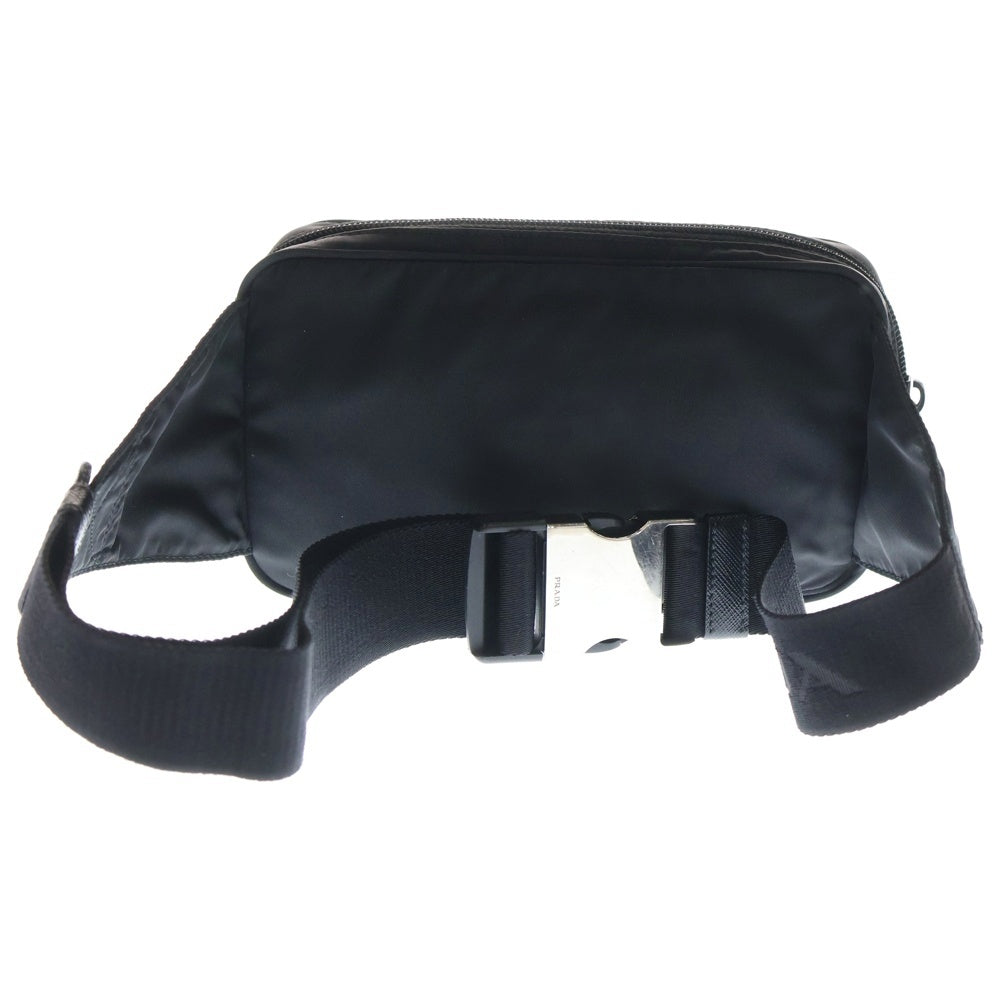 PRADA(プラダ) 三角プレート ボディバッグ ウエストバッグ ショルダー