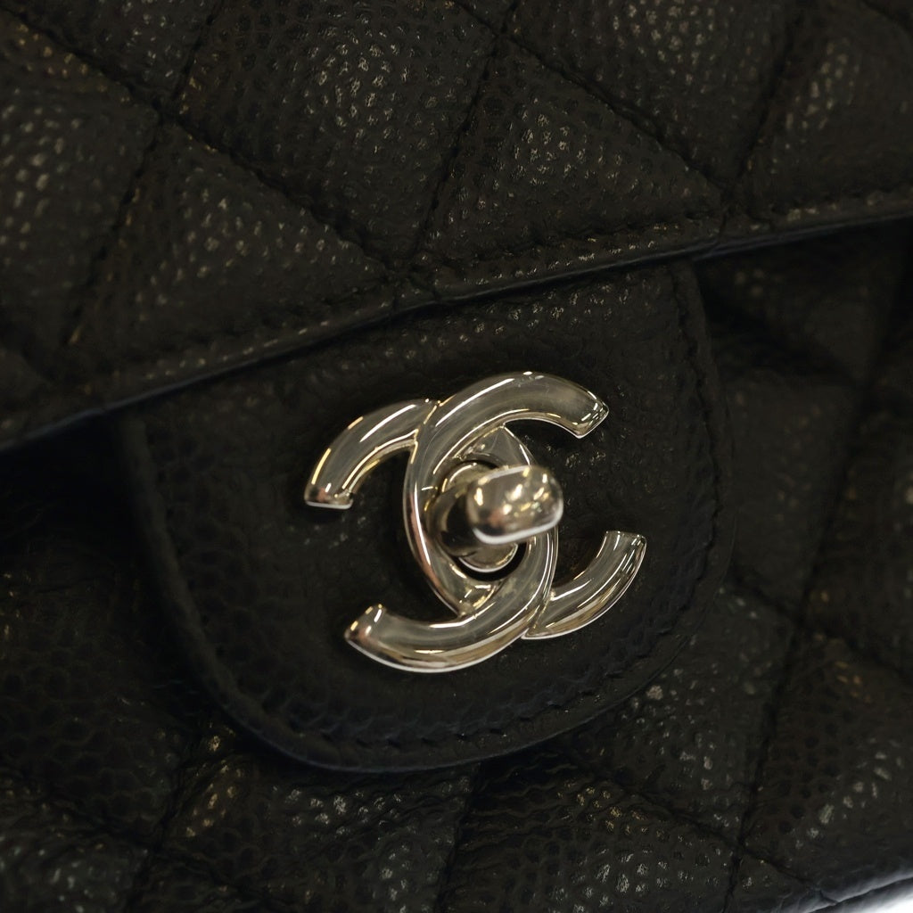 CHANEL(シャネル) マトラッセ25 ダブルフラップ チェーンショルダーバッグ キャビアスキン シルバー金具 ブラック シール 29番台 レディース