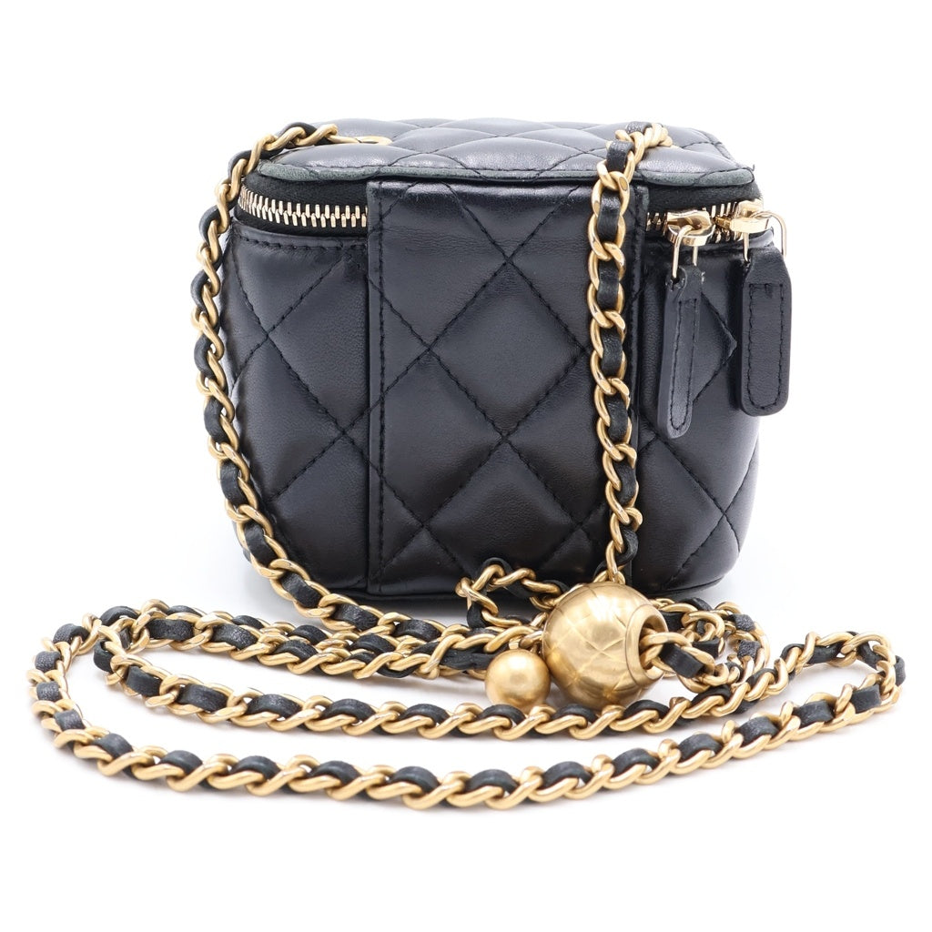 CHANEL(シャネル) ココマーク マトラッセ ラムスキン ゴールド金具 ミニバニティバッグ チェーンショルダーバッグ ブラック レディース