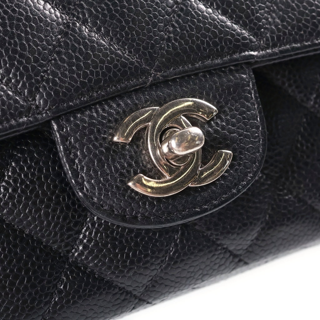 CHANEL(シャネル) マトラッセ25 Wフラップ Wチェーン19番台 チェーンショルダーバッグ ブラック キャビアスキン A01112 シルバー金具 レディース