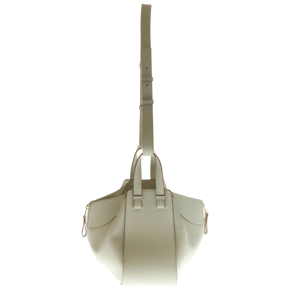 LOEWE(ロエベ) ハンモック スモール 2wayハンドバッグ ショルダーバッグ ペブルグレイン カーフレザー ソフトホワイト×ブラウン