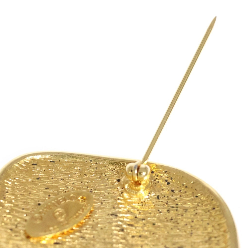 CHANEL マトラッセ　ブローチ CHANEL(シャネル) マトラッセ ひし形 ブローチ ピンバッジ