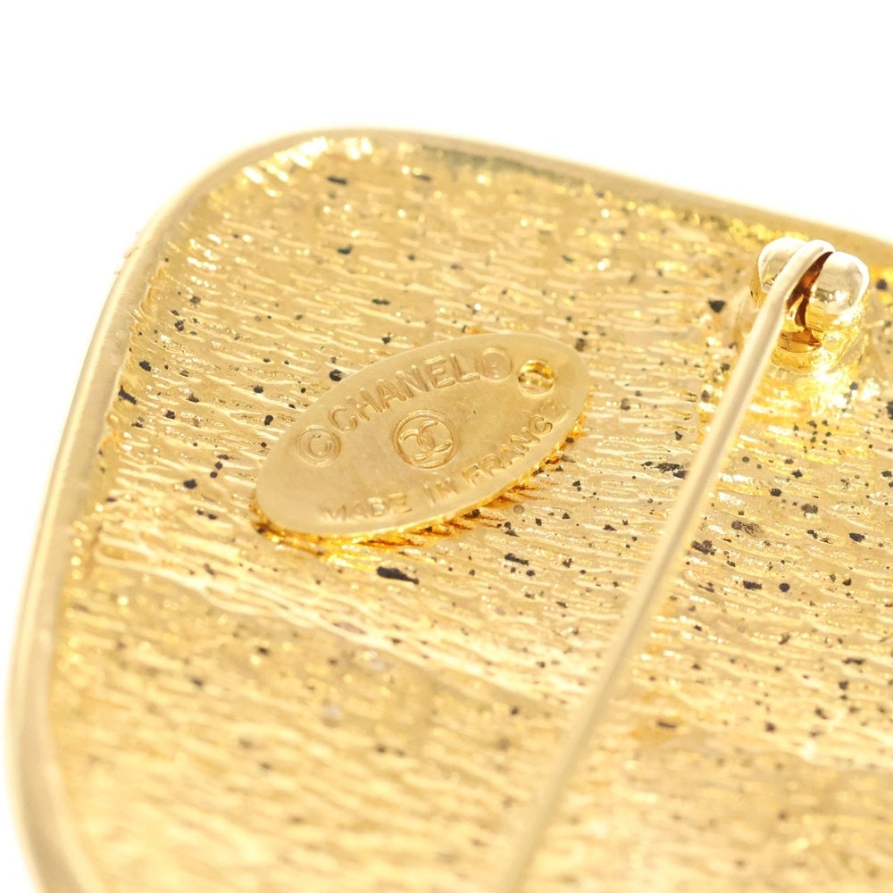 CHANEL マトラッセ　ブローチ CHANEL(シャネル) マトラッセ ひし形 ブローチ ピンバッジ