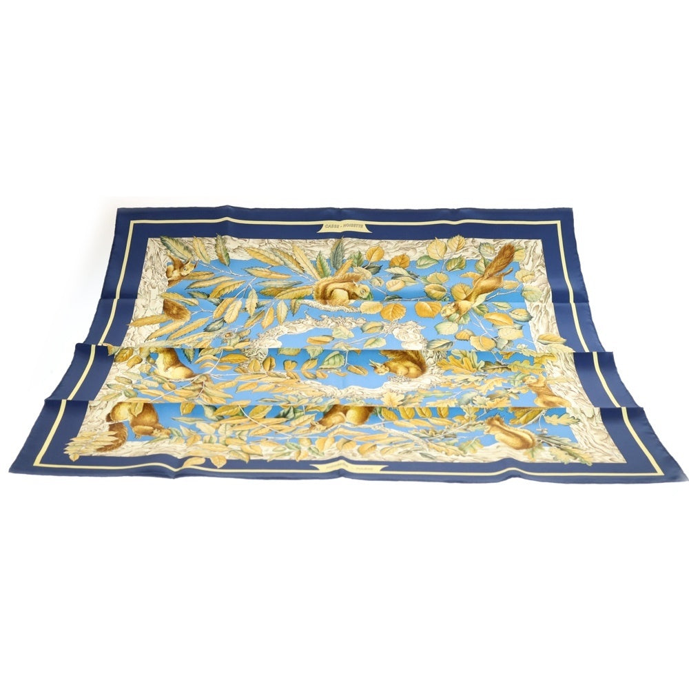 エルメス HERMES スカーフ カレ90 CASSE NOISETTE HERMES(エルメス) カレ90 CASSE NOISETTE くるみ割り スカーフ ブルー