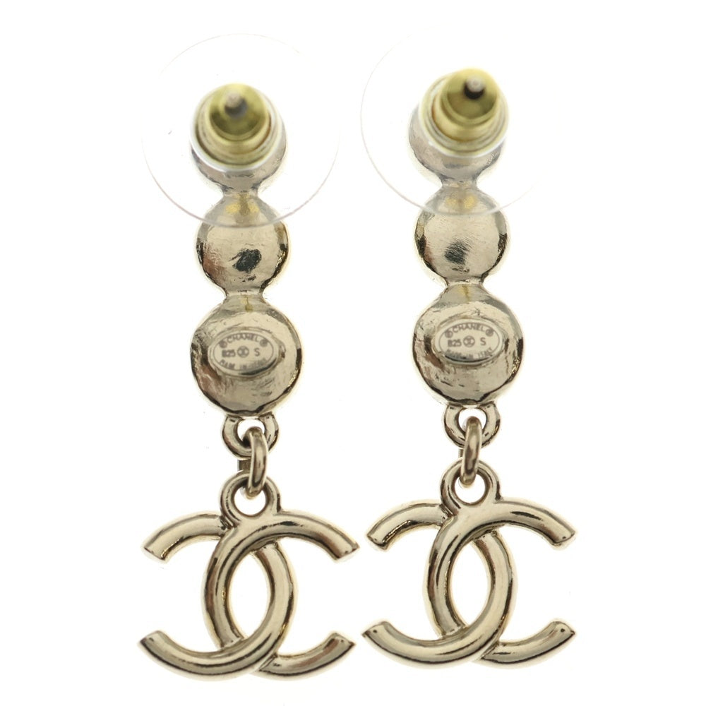 シャネル　ココマーク ゴールド ラインストーン　ピアス 正規品 CHANEL(シャネル) ココマーク ラインストーン ピアス ゴールド GP B25S