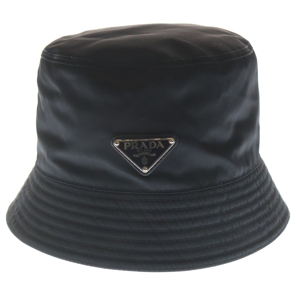 PRADA(プラダ) 23SS RE-NYLON リナイロン トライアングルロゴプレート バケットハット 帽子 ブラック 1HC137 レディース