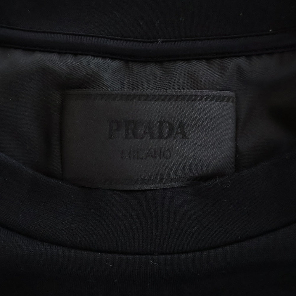 PRADA(プラダ) 22AW RE-NYLON トライアングルロゴ スウェットクルーネックカットソー ブラック UJL30A S222 110Q