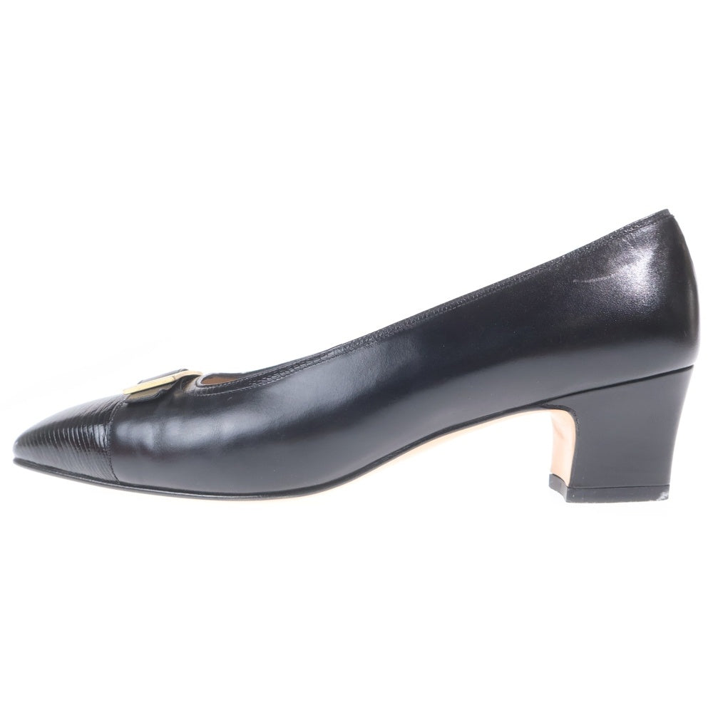 FERRAGAMO(フェラガモ) ロゴバックル レザー ヒール パンプス シューズ ブラック レディース