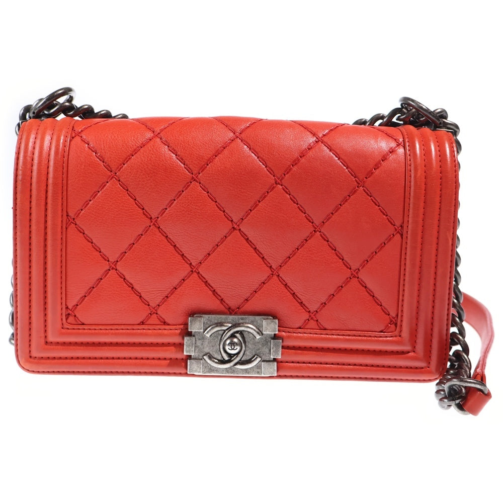 CHANEL(シャネル) ボーイシャネル ココマーク スモール カーフレザー チェーンショルダーバッグ ガンメタ金具 レッド 18番台 レディース