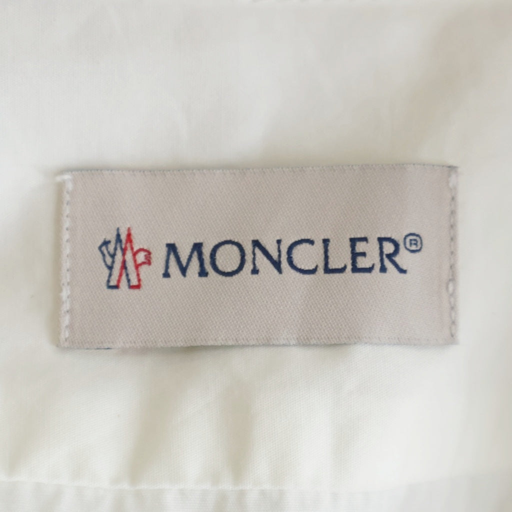 MONCLER(モンクレール) 18AW 襟レース装飾 パール ワッペンロゴ 比翼ボタン 長袖シャツ ホワイト レディース D209W5510185