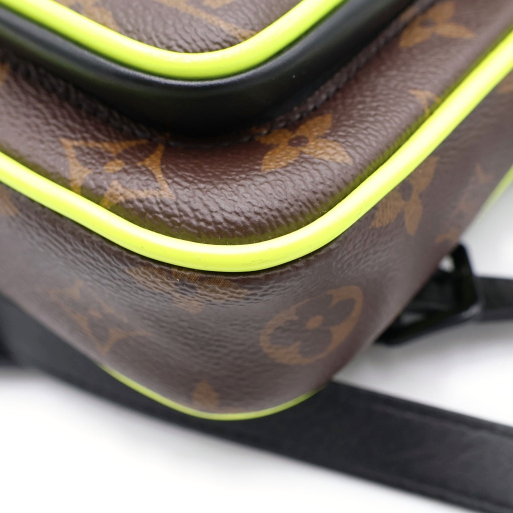 LOUIS VUITTON(ルイヴィトン) モノグラム マカサー クリストファー・ウエアラブルウォレット ショルダーバッグ PVC レザー ブラウン/イエロー M80793 RFID