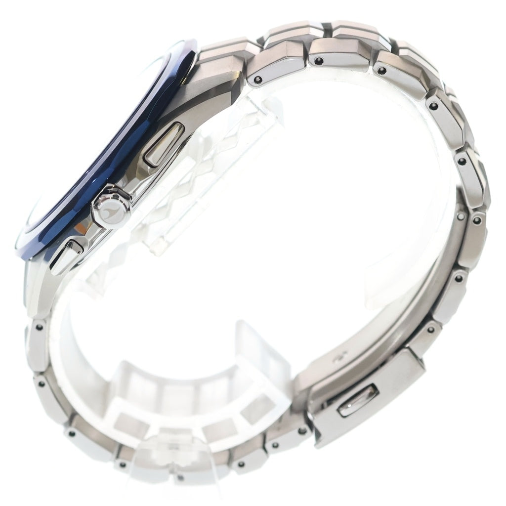 CASIO(カシオ) オシアナス マンタ 黒文字盤 TI/ソーラー電波 チタン 腕時計 OCW-S7000