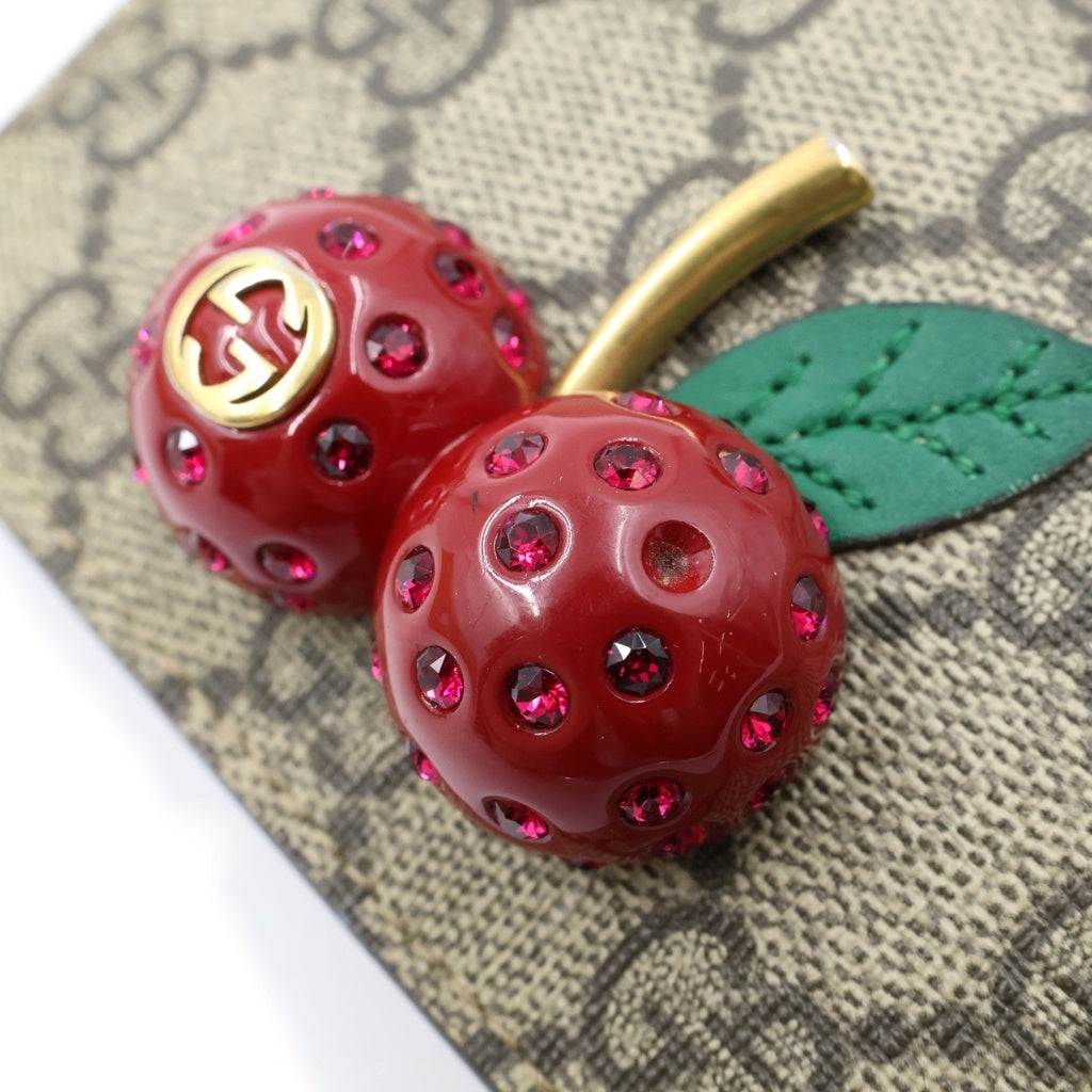 GUCCI(グッチ) GGスプリーム チェリー 二つ折り財布 コンパクトウォレット コインケース ベージュ PVCレザー 476050 ゴールド金具 レディース