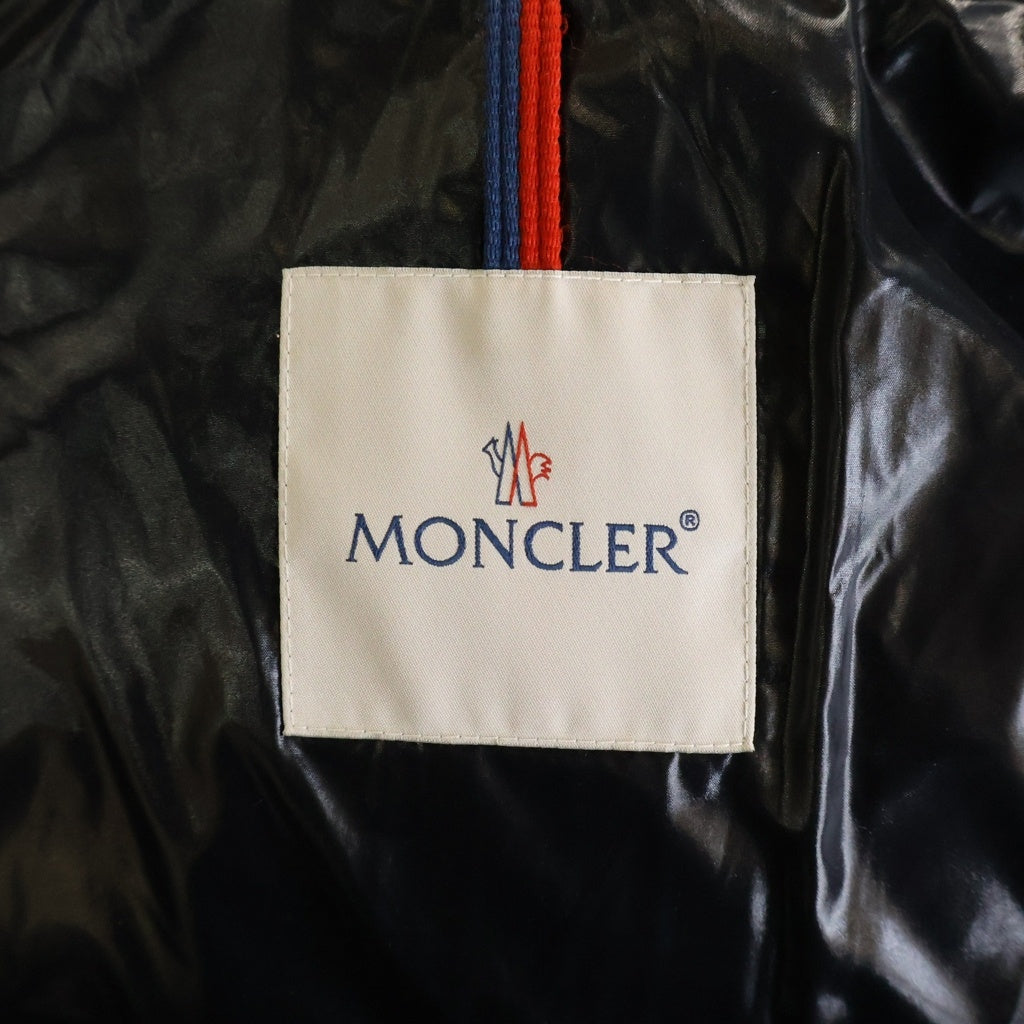 MONCLER(モンクレール) SANBESAN 胸ロゴワッペン刺繍 サイドライン フーデッドジップアップダウンジャケット ブラック H20911A00237-899RX