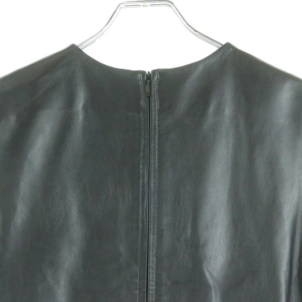 LOEWE(ロエベ) ラムスキン レザー ノースリーブ クルーネック ミディアム ワンピース ブラック レディース 761200