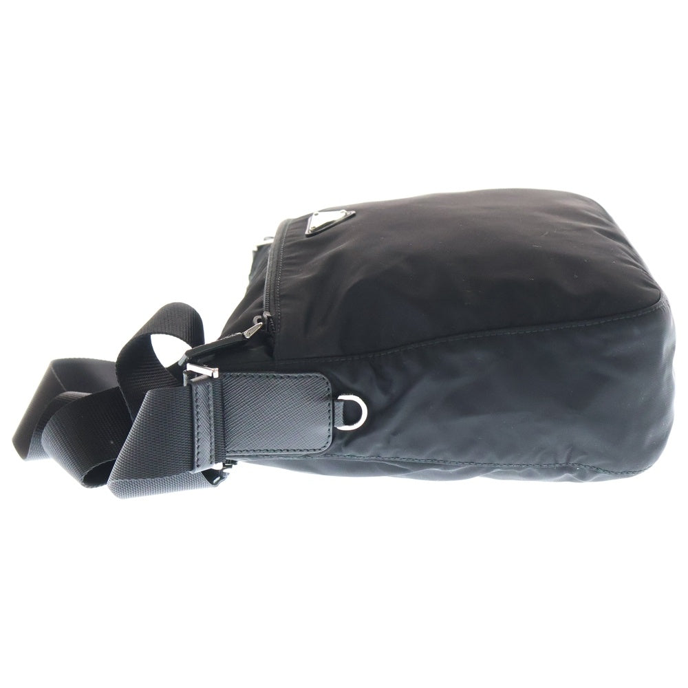 PRADA(プラダ) テスート ショルダーバッグ メッセンジャーバッグ ブラック ナイロン 1BC421 シルバー金具