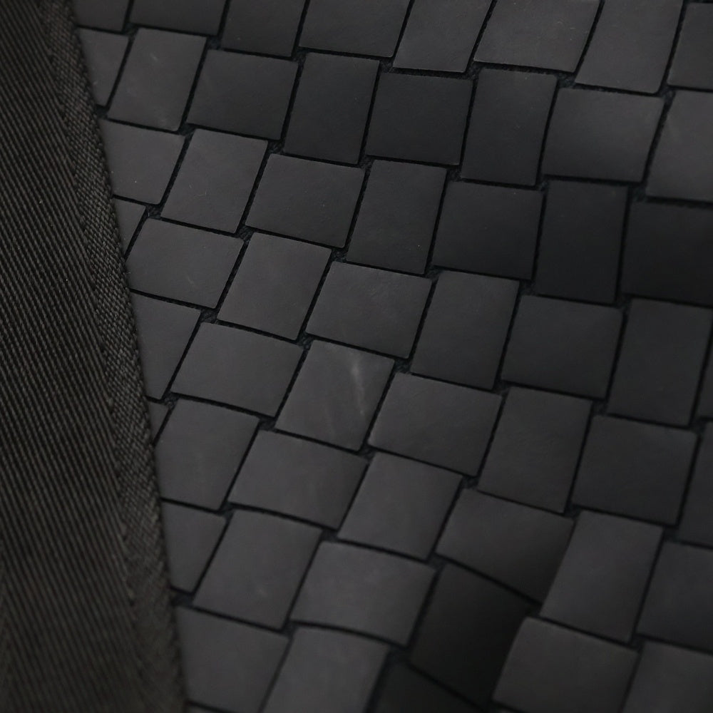 BOTTEGA VENETA(ボッテガヴェネタ) ニューラバー イントレチャート スコルピート トートバッグ ブラック ラバー 651681