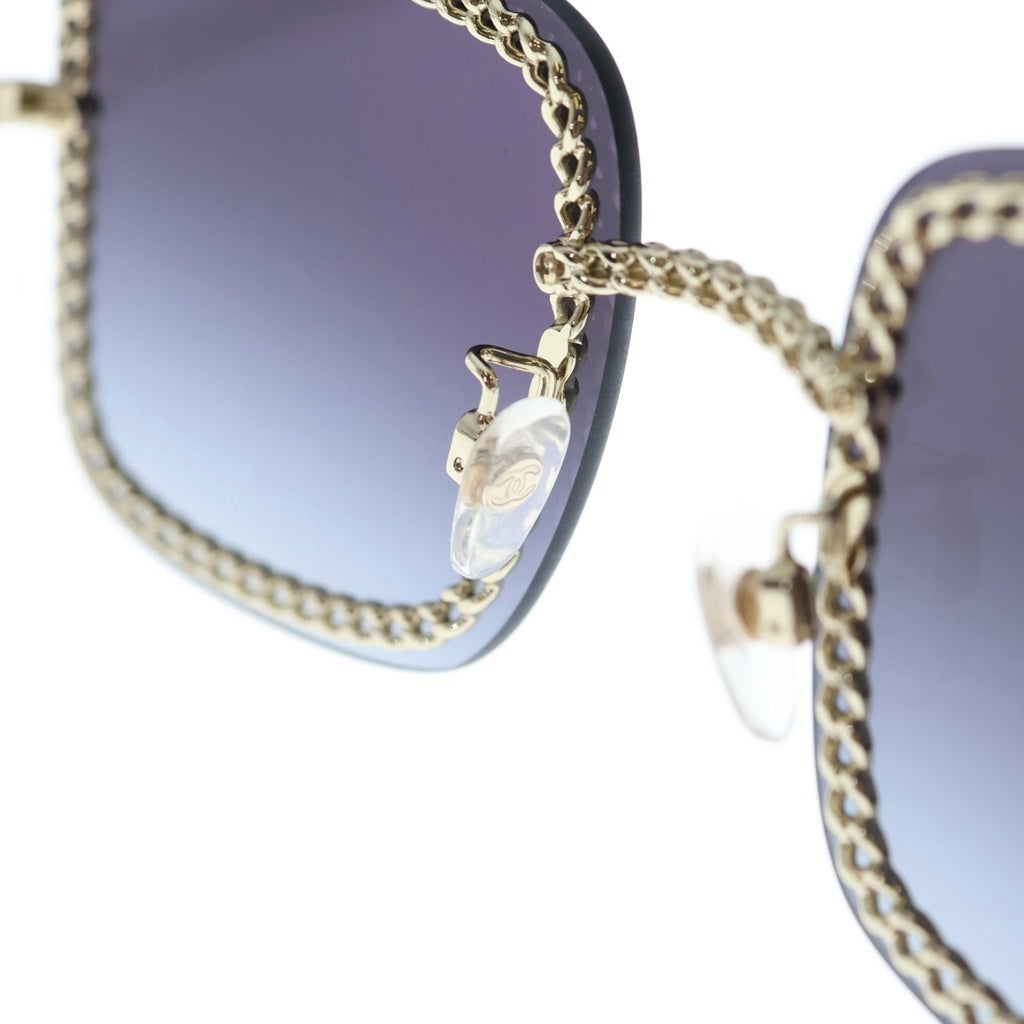 CHANEL(シャネル) ココマーク スクエア チェーンサングラス ゴールドフレーム グラデーションレンズ ブラック 57□18 4224