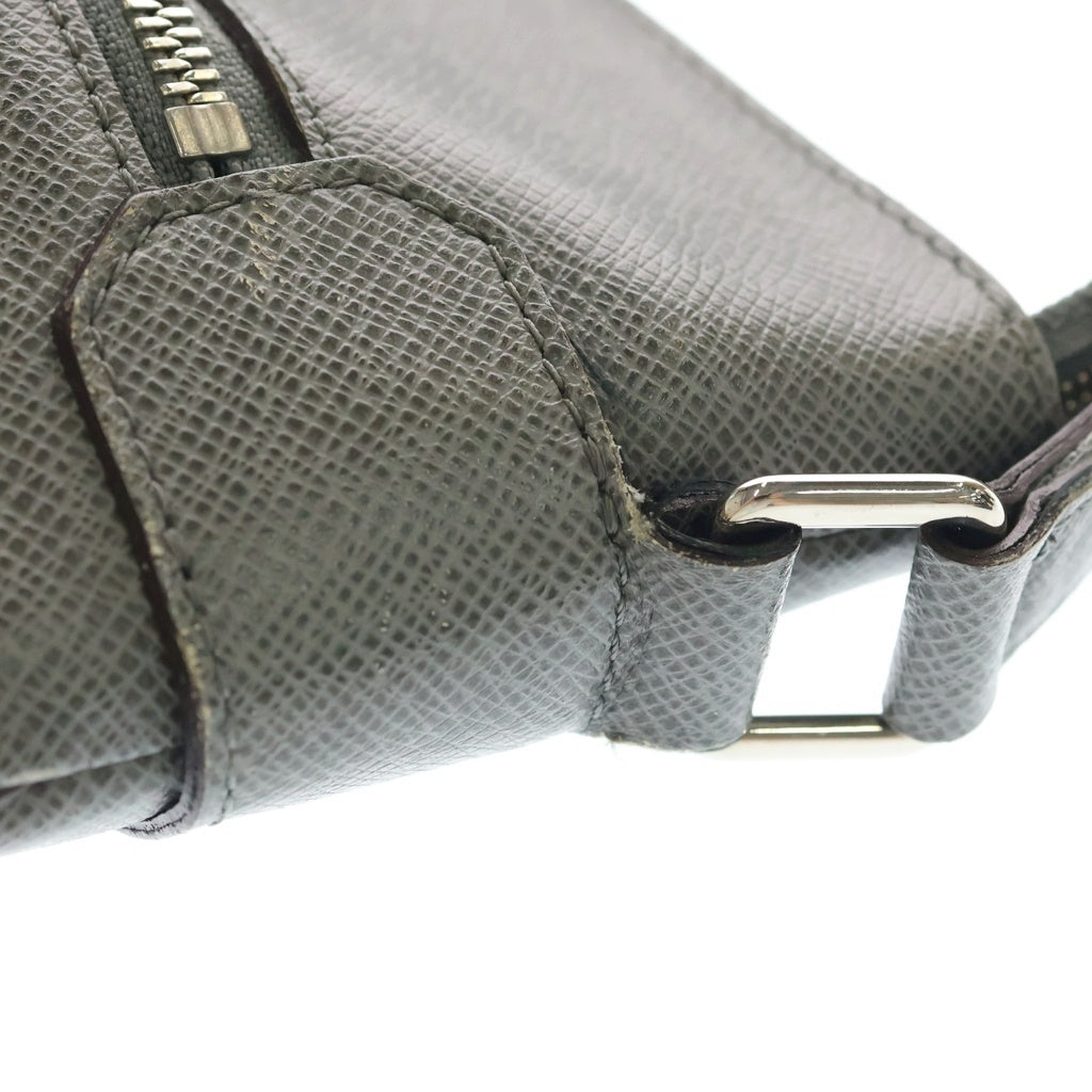 LOUIS VUITTON(ルイヴィトン) タイガ サシャ ショルダーバッグ グレー レザー M32630 シルバー金具