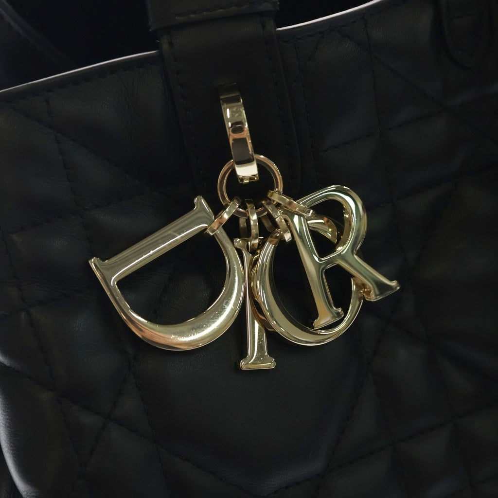 Christian Dior(クリスチャンディオール) トゥ ジュール ハンドバッグ ブラック マクロカナージュ カーフスキン M2821OSNW_M900 ゴールド金具 レディース