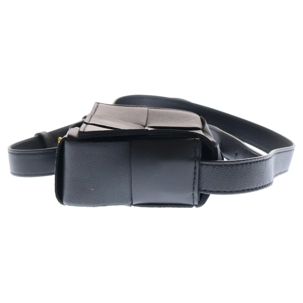 BOTTEGA VENETA(ボッテガヴェネタ) キャンディ カセット ミニ ショルダーバッグ ブラック ゴールド金具 レザー 666688VMAY18425
