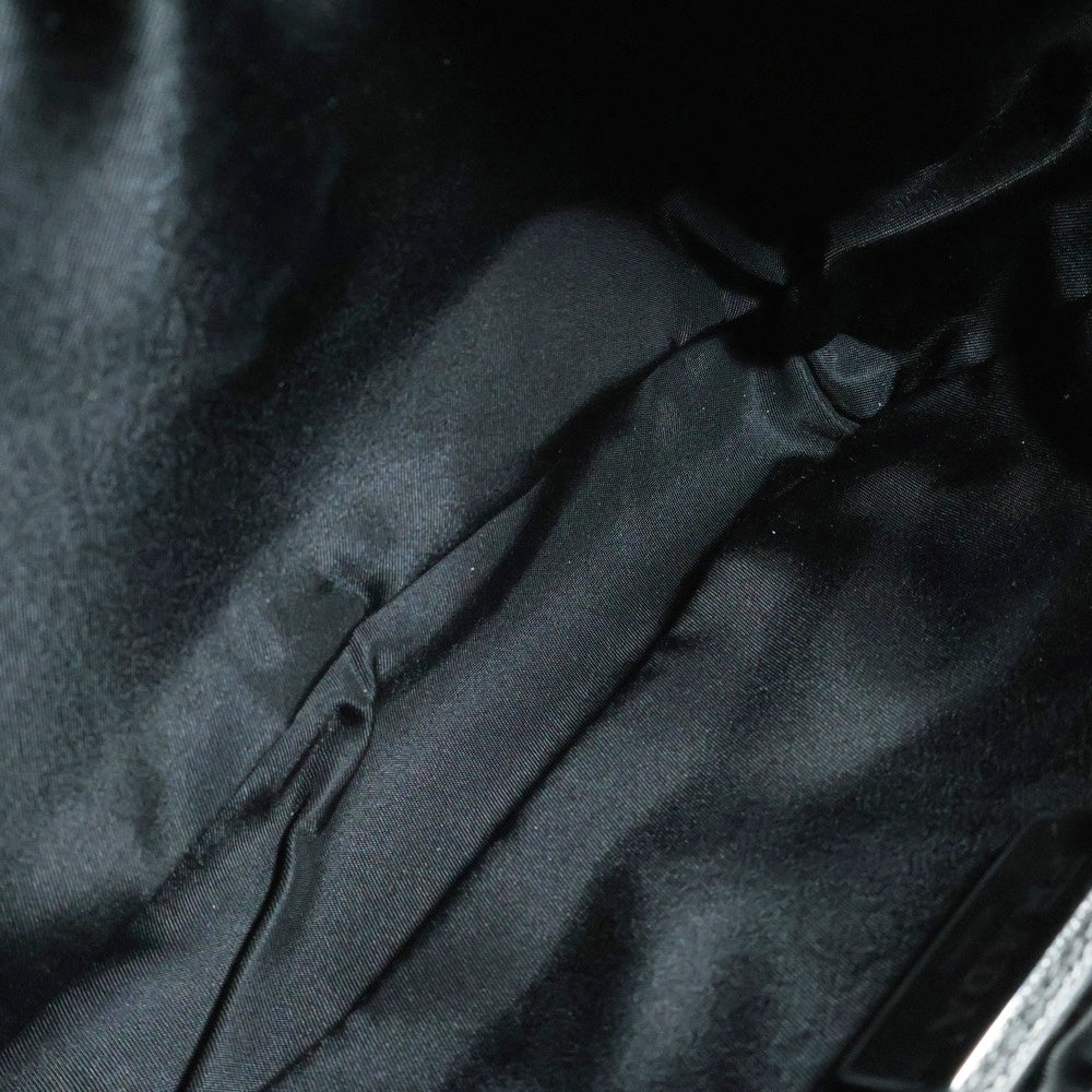 PRADA(プラダ) テスート ショルダーバッグ ブラック シルバー金具 ロゴ三角プレート ナイロン 2VH043