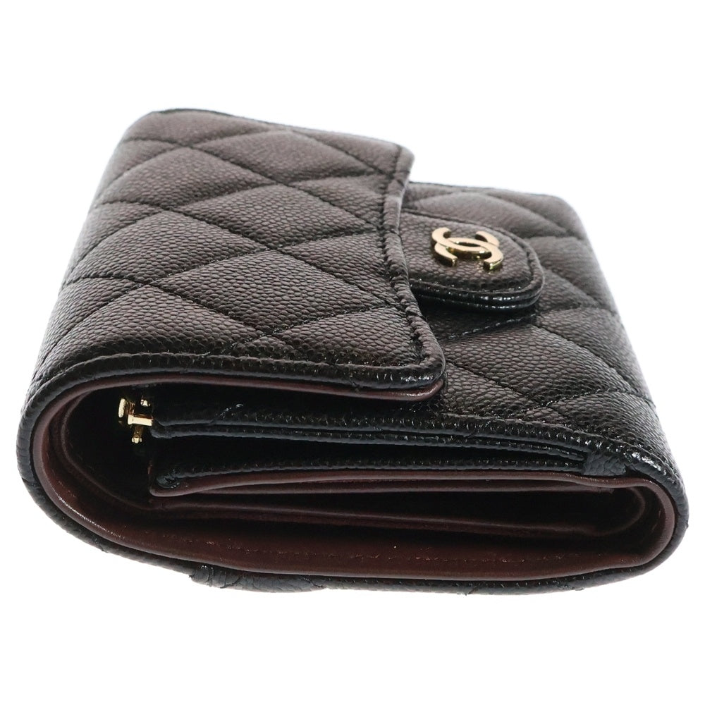CHANEL(シャネル) マトラッセ クラシック ココマーク キャビアスキン レザー スモールフラップ コンパクトウォレット 三つ折り財布 ゴールド金具 ブラック