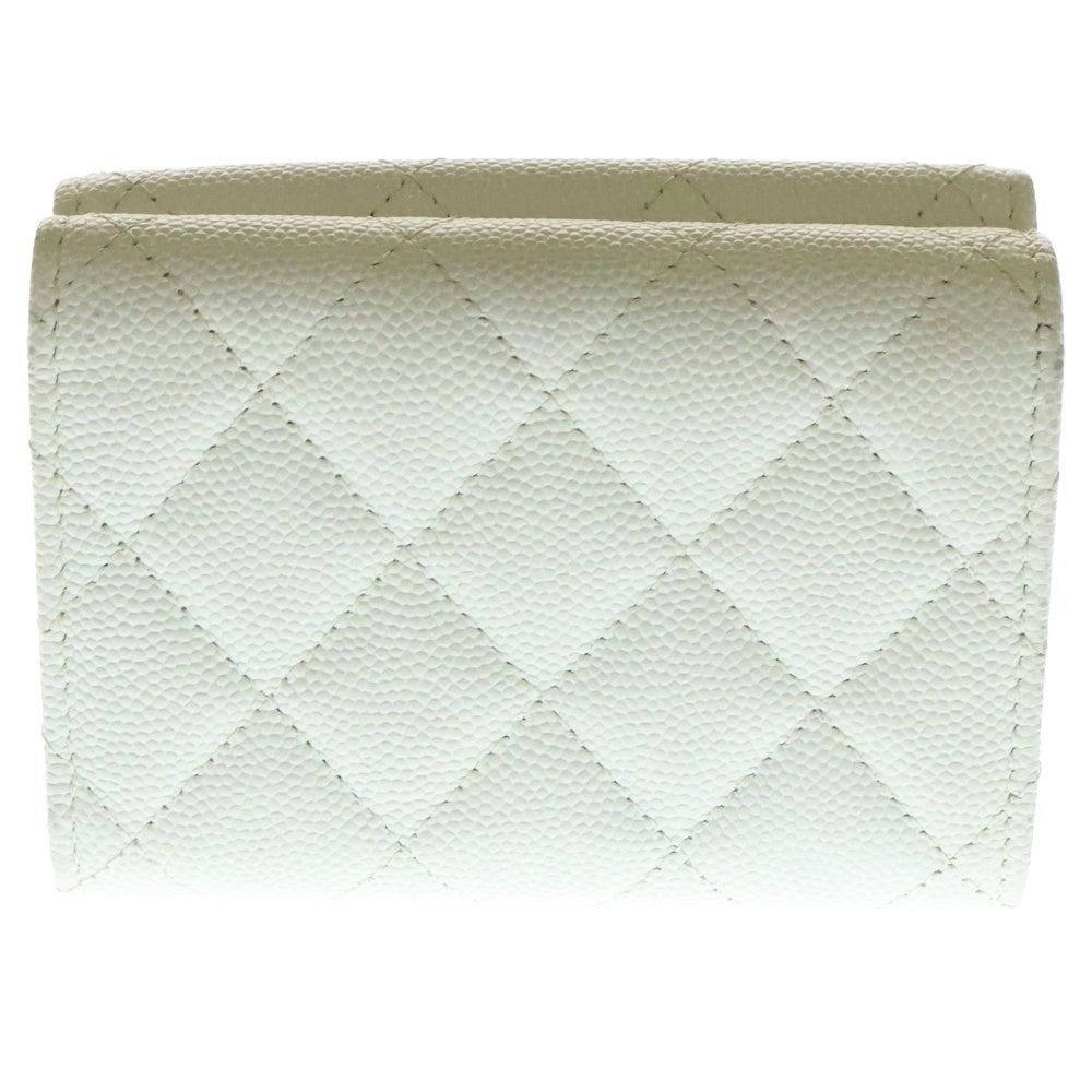 CHANEL(シャネル) マトラッセ スモール フラップウォレット 三つ折りコンクト財布 トランプ柄 ホワイト キャビアスキン ゴールド金具 AP3081