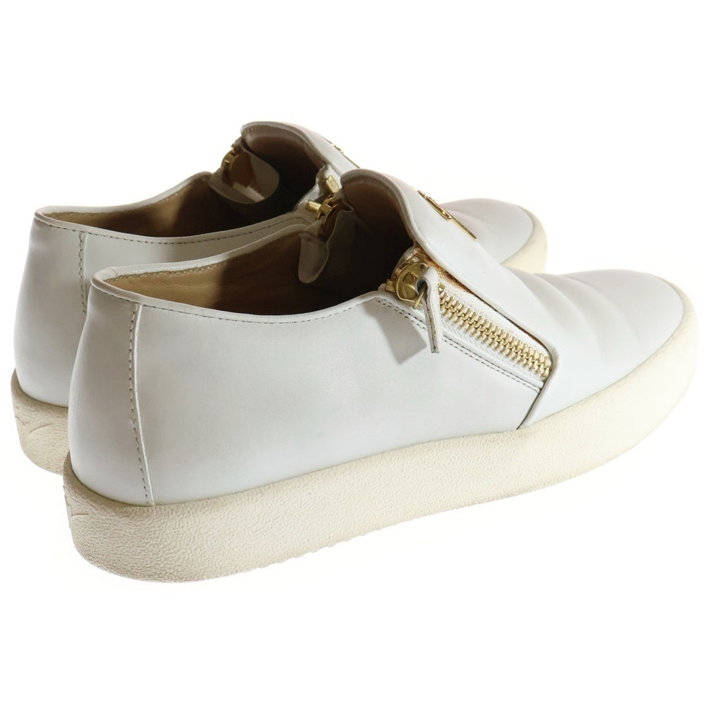 GIUSEPPE ZANOTTI(ジュゼッペ ザノッティ) MAY LONDON メイ ロンドン ロゴプレート レザー ジップ ローカットシューズ スニーカー ゴールド金具 ホワイト